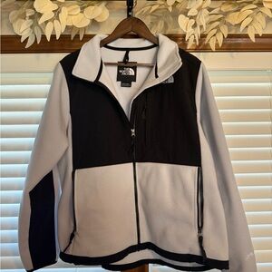 Women’s Denali North Face Fleece Jacket
